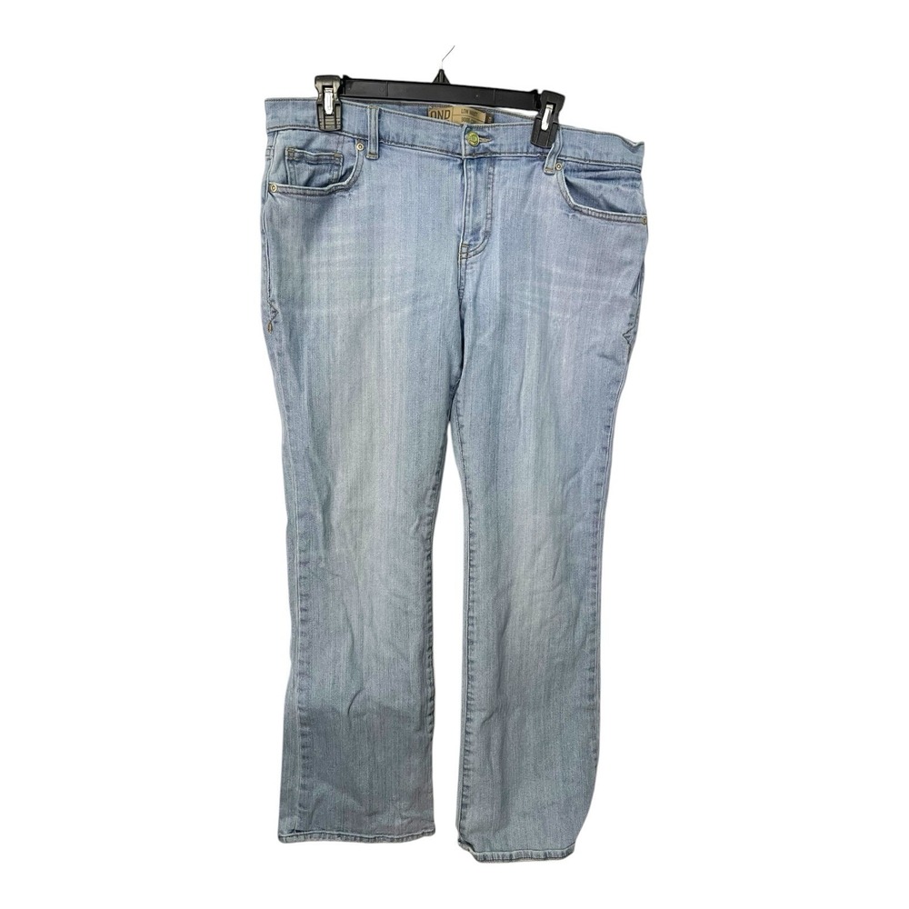 Old Navy 14 Short Light Blue Jeans Low Waist Boot-Cut Stretch Denim 35x30.5